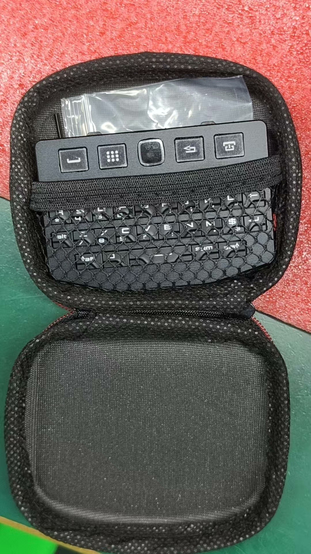 BBP9981KBD Pro Mini Black Berry Keyboard - Image 4