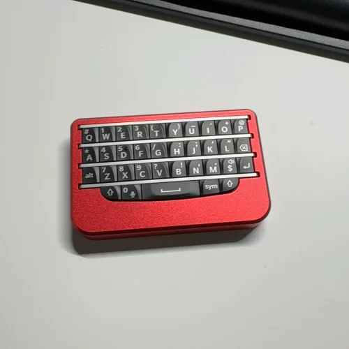 Click to view full screen BBQ10KBD Mini Berry Keyboard photo review