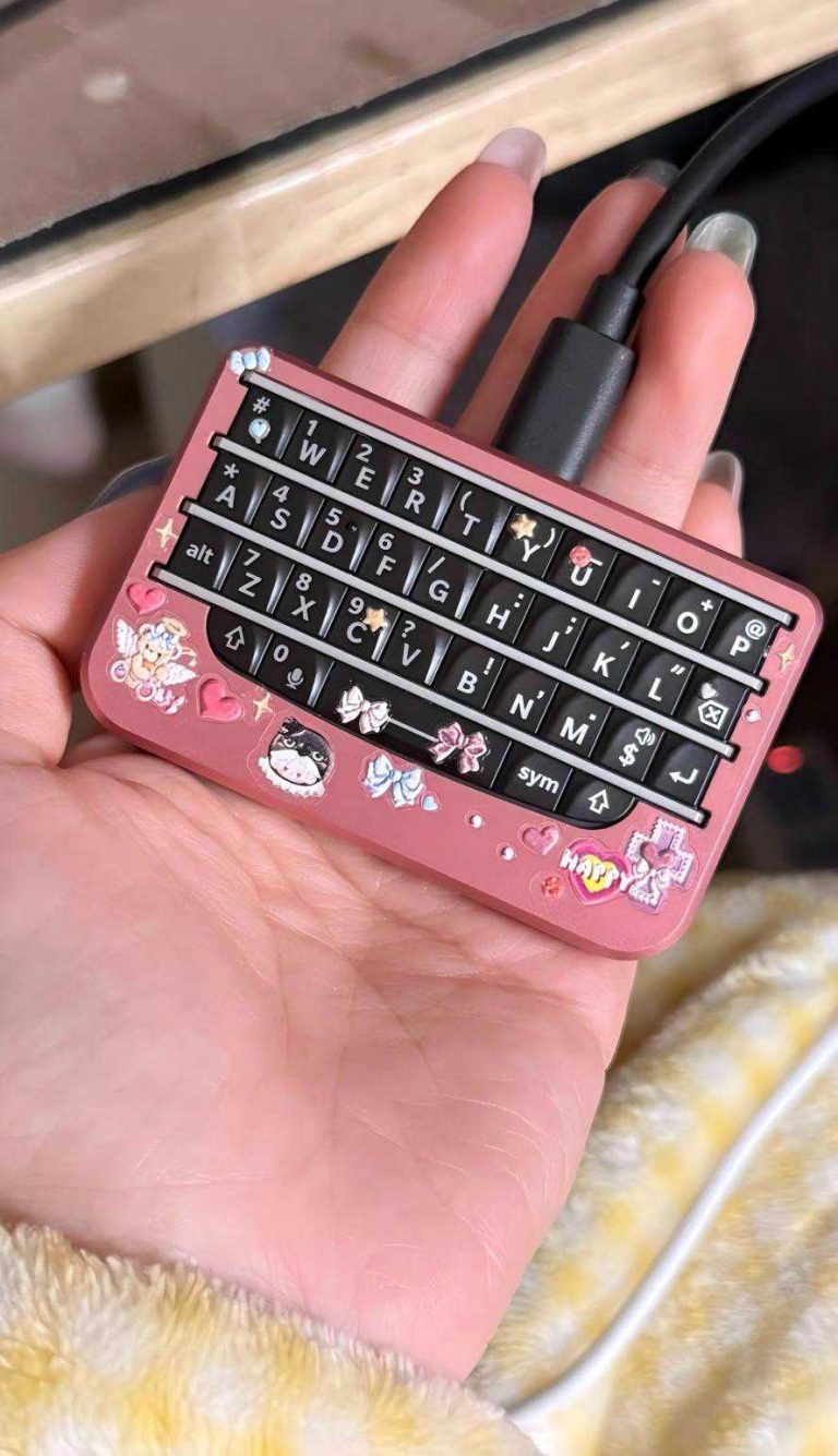 BBQ10KBD Mini Berry Keyboard photo review